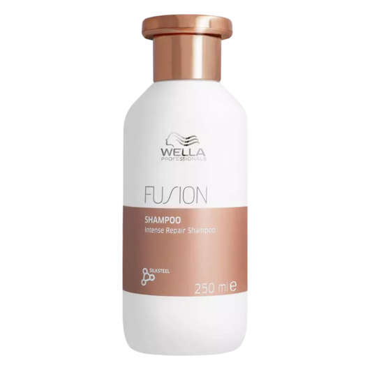 Wella Professionals Fusion Intense Repair Shampoo 250 ml